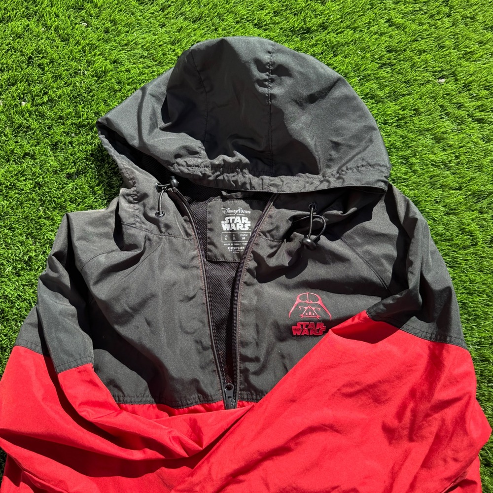 Disney Parks Star Wars Mens S Windbreaker Jacket Darth Vader Red Black Hooded